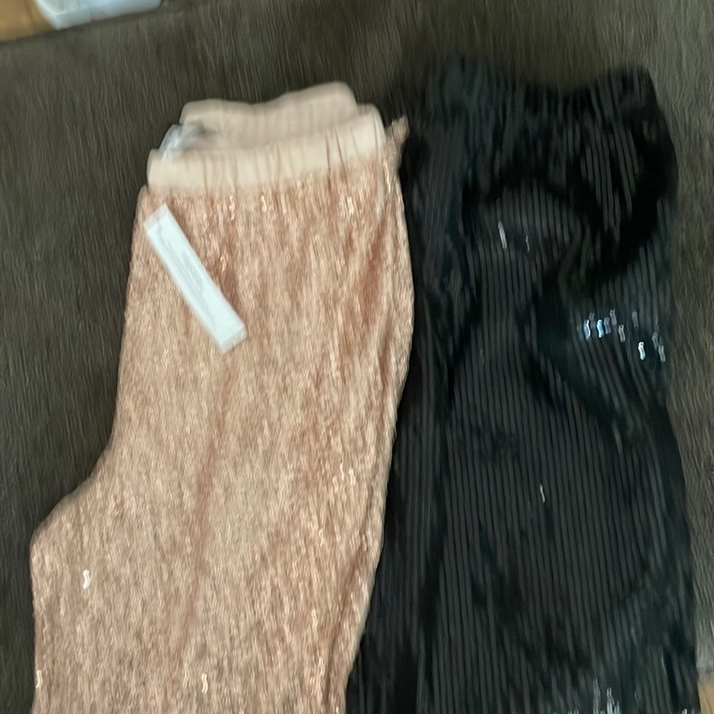 Fun party pants never warn stretch very thin